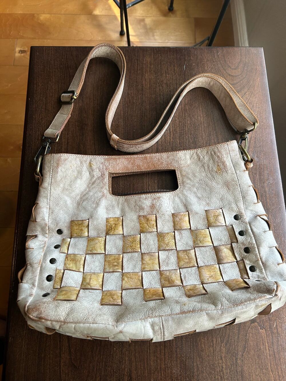 Bed Stu Orchid Crossbody Nectar Lux Distressed White